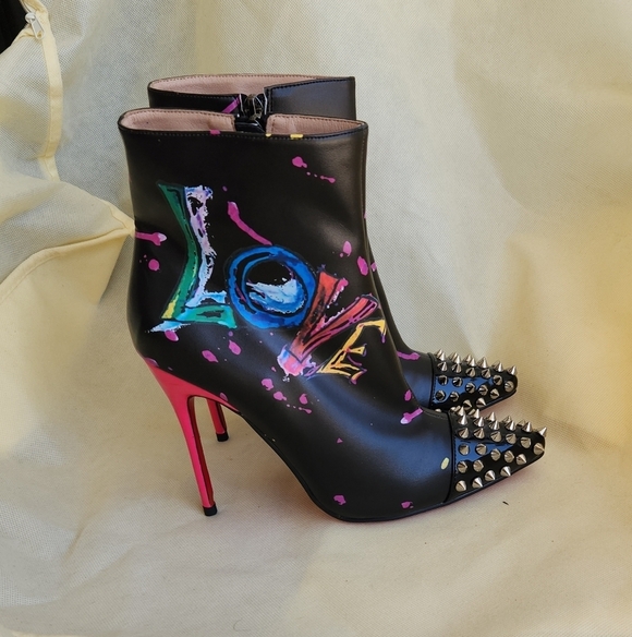 Red Carpet Black and Red Ankle Boots - Picture 2 of 6